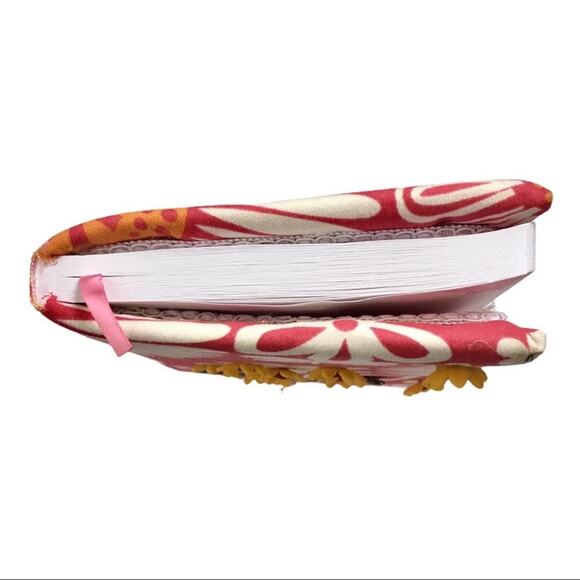 Hand-Made Floral Journal Fabric Red White & Yellow Daisy Hand Made - Picture 7 of 8